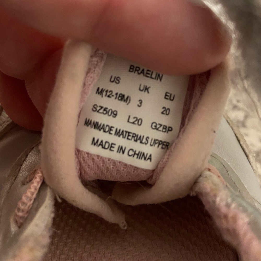 Stride rite sneakers size 3 - Picture 2 of 2